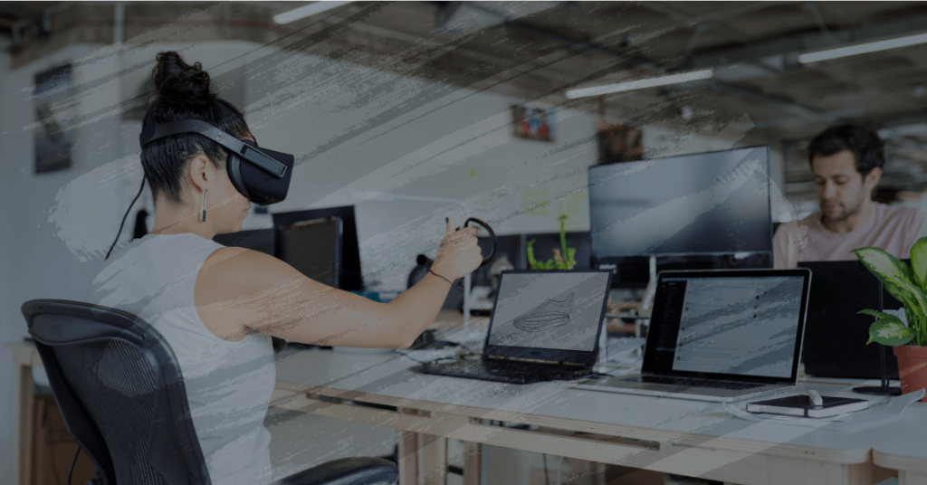 mulher usando óculos de inteligência artificial para ilustrar texto de gestão de inovação